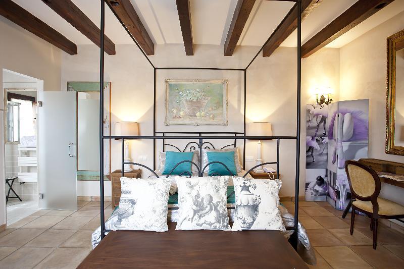Hotel Sa Vinya Des Convent 4*